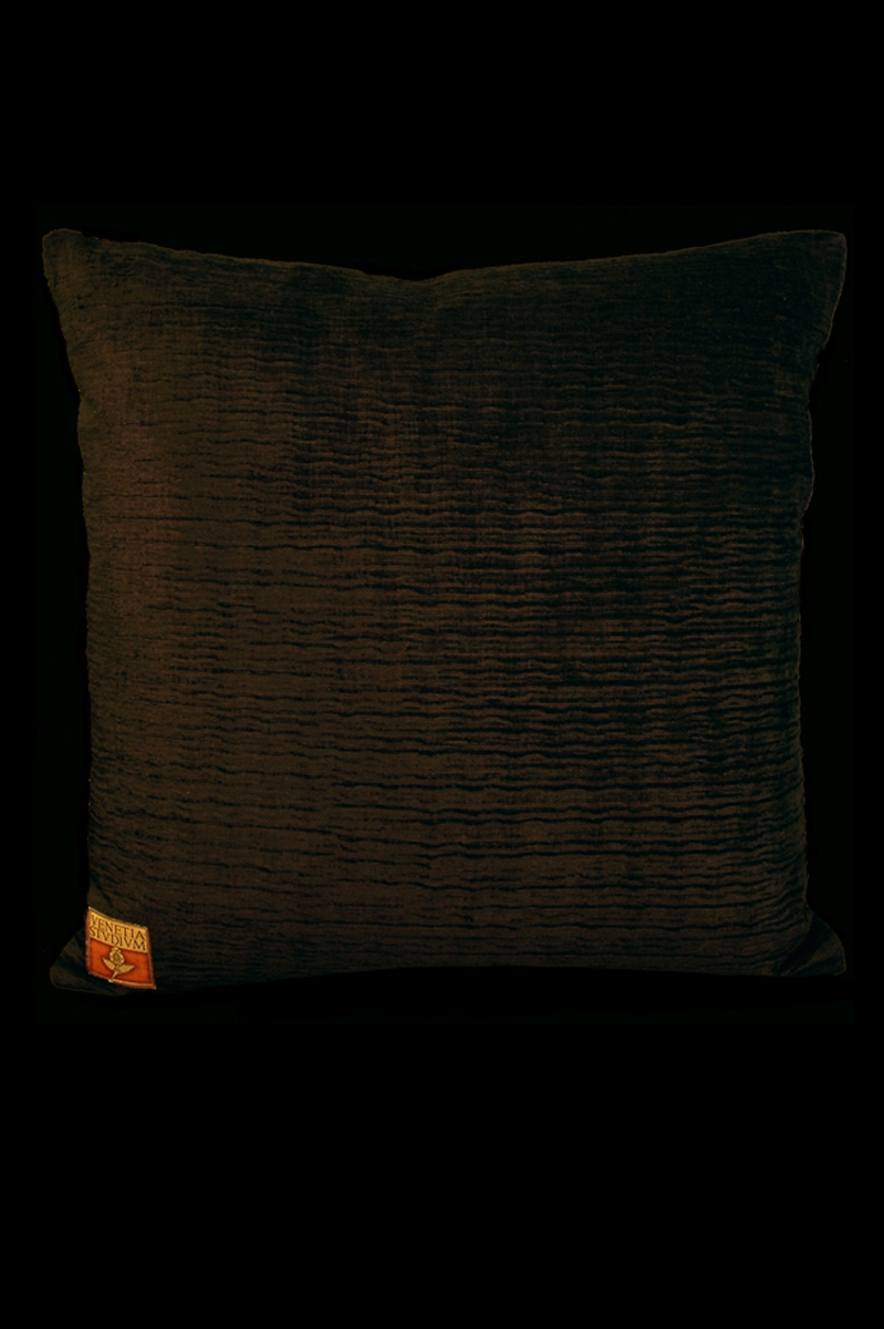 Fortuny Ottomano black printed velvet square cushion back