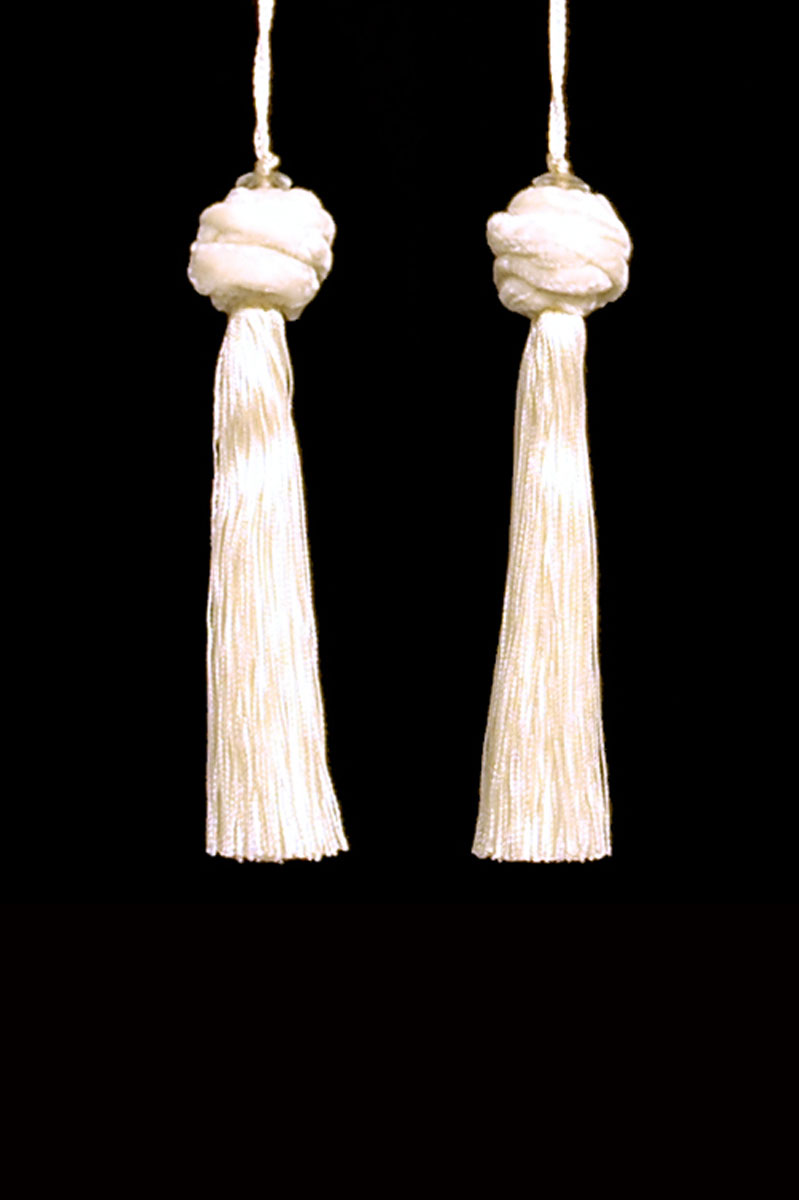 Venetia Studium Turbante couple of white key tassels