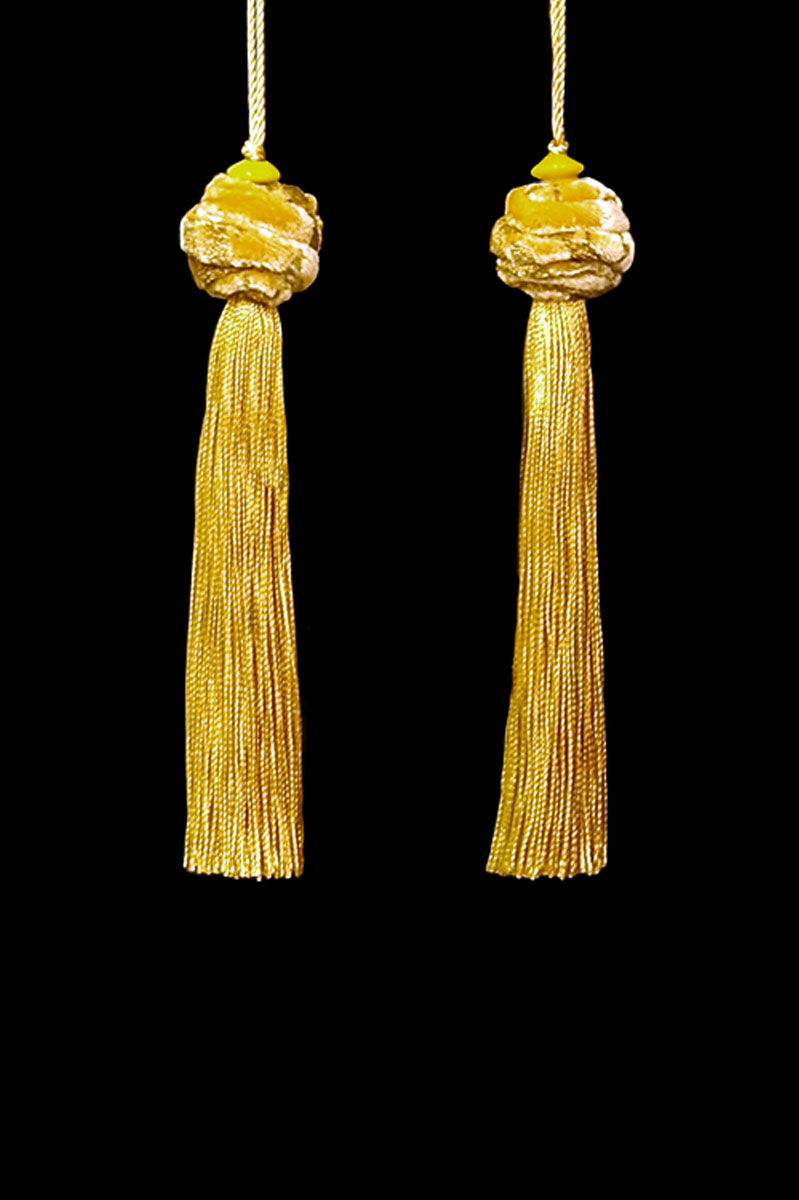 Venetia Studium Turbante couple of yellow gold tassels