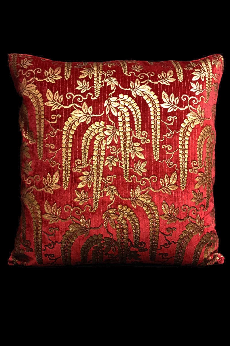 Venetia Studium Glicine red printed velvet cushion