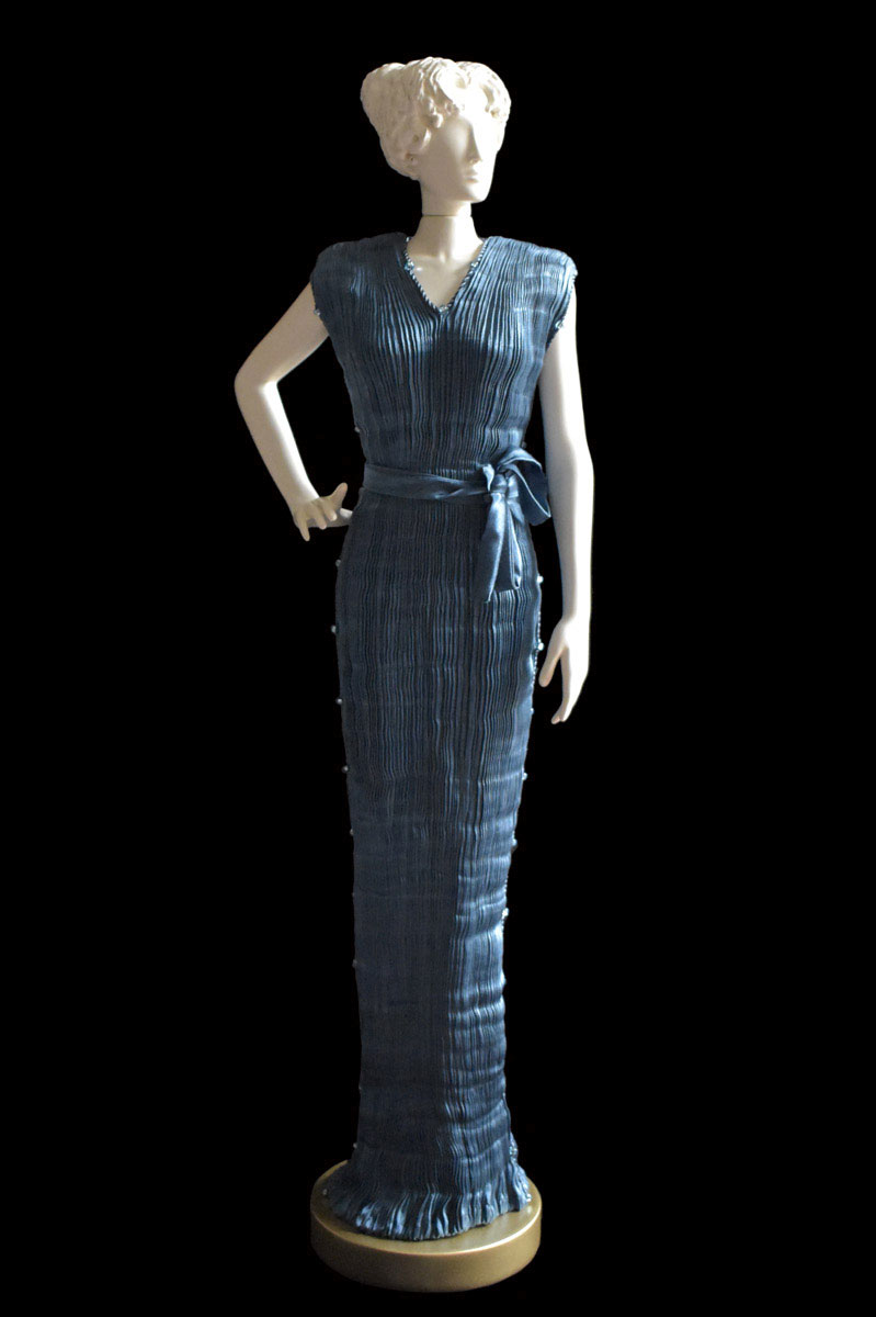 Diva Peggy dark teal blue collectible fashion doll miniature mannequin - Roman
