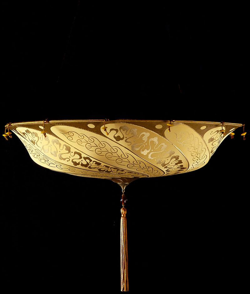Fortuny Scudo Saraceno salmon Serpentine silk lamp